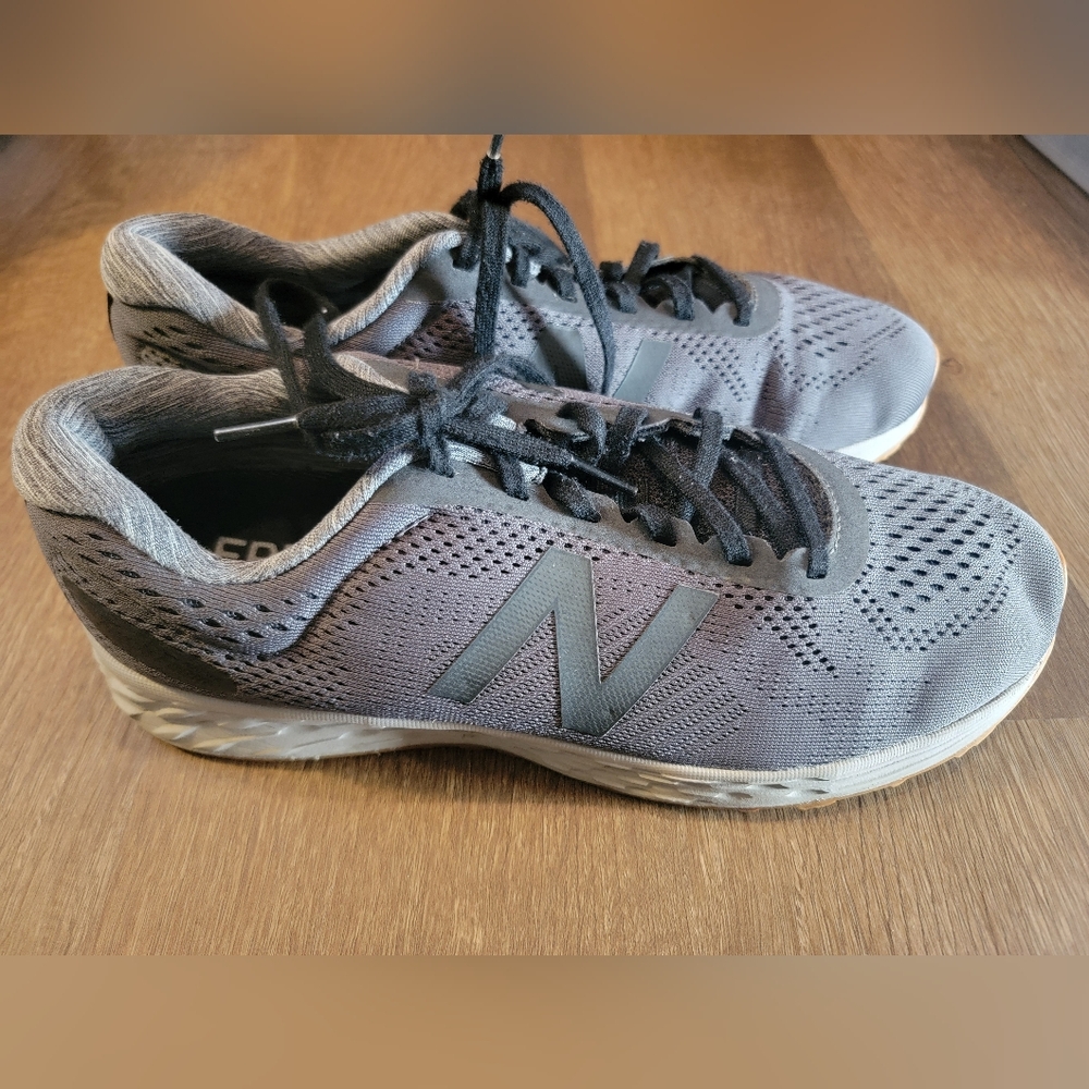 New Balance 4E MarislB1 Fresh Foam Athletic Shoes - Mens Size 8.5
